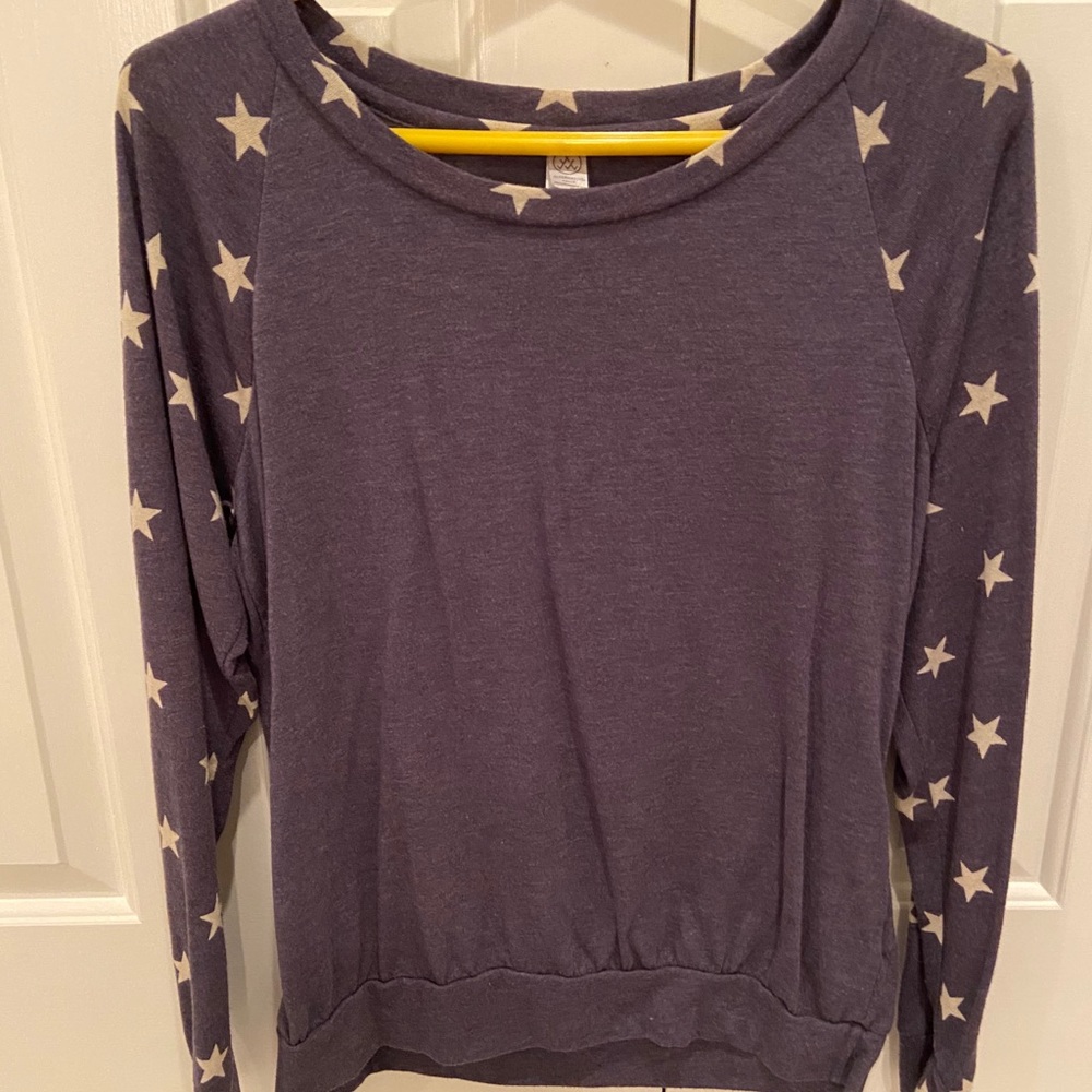 alternative star long sleeve crew neck